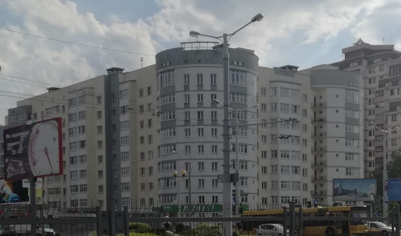 Апартаменты Прямо у метро по ул. Притыцкого! Минск-9